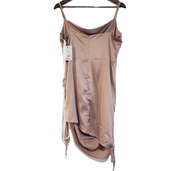 Missguided Size 12 Blush Pink Satin Cowl Neck Ruched Mini Dress High Low Sides - Picture 4 of 11
